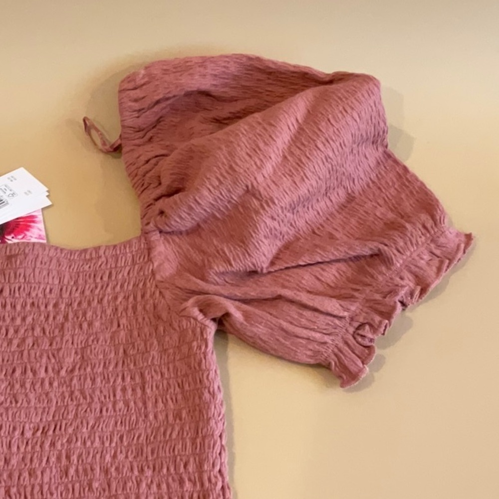 Roxy Sunset walks mauve Textured Top - Picture 4 of 9